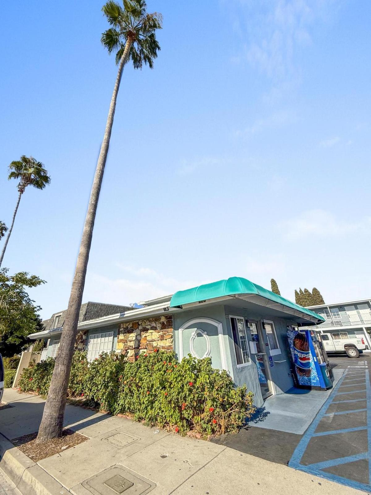 Super 7 Motel - Anaheim Packing District & Disneyland Dış mekan fotoğraf